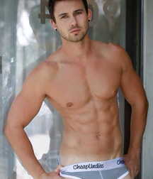 Faites descendre les slips, shorts ect twink tube 614f95b855629.jpg