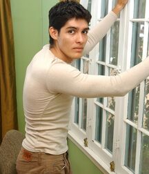 Enrique en Solo Gay Porn 61545c6dea298.jpg