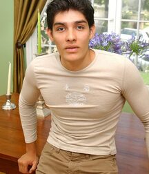 Enrique en Solo Gay Porn 61545c7493c2a.jpg