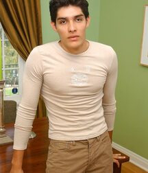 Enrique en Solo Gay Porn 61545c7808f06.jpg