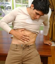 Enrique en Solo Gay Porn 61545c86da2eb.jpg