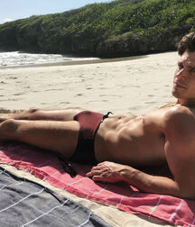Antoni Porowski Twink Tube 615b324f4d1e7.jpg