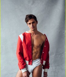 Antoni Porowski Twink Tube 615b32644453e.jpg