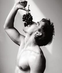 Antoni Porowski Twink Tube 615b32b3b961d.jpg