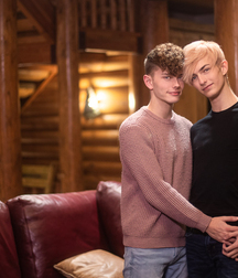 Aaron Roberts et Spencer Locke Gay Porn 615f7632a7d65.jpg
