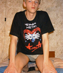 Nicholas,Daniel,Marco et Brian des Minets a croquer boys porn 61649ba750267.jpg