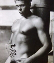 Gay Porn Les Beaux Mecs Célèbres 6164a31b10599.jpg