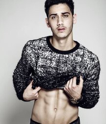 Gay Porn Les Beaux Mecs Célèbres 6164a42b49e2a.jpg