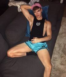 Lucas Dell et Olaf Mortenson Twink Tube 6182aecd23335.jpg