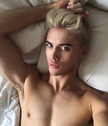 Lucas Dell et Olaf Mortenson Twink Tube 6182af1267e79.jpg