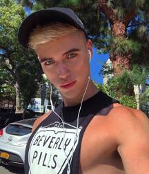 Lucas Dell et Olaf Mortenson Twink Tube 6182af348d96d.jpg