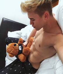 Lucas Dell et Olaf Mortenson Twink Tube 6182af6a9b7b2.jpg