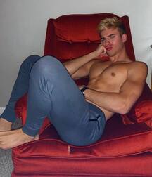 Lucas Dell et Olaf Mortenson Twink Tube 6182af7f4b896.jpg