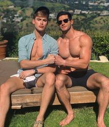 Lucas Dell et Olaf Mortenson Twink Tube 6182afeea2e37.jpg
