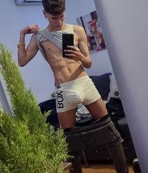 Minet Selfies gay porn tube 61913c16549ad.jpg
