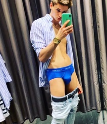 Minet Selfies gay porn tube 61913c2314b03.jpg