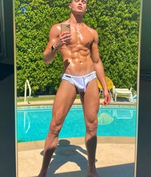 Minet Selfies gay porn tube 61913ca6687a1.jpg