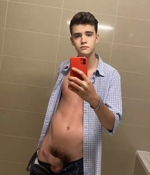 Minet Selfies gay porn tube 61913cc7b87fe.jpg