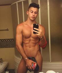 Minet Selfies gay porn tube 61913cf3298c7.jpg