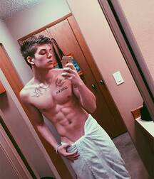 Minet Selfies gay porn tube 61913cf5afc72.jpg