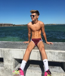 Faites descendre les slips, shorts ect gay porn 61a6785089e8b.jpg