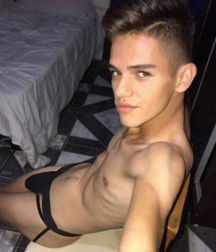 Minets En tenue légère! boys porn 6239b70d1a9ce.png