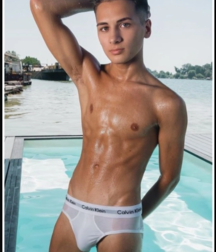 Minets En tenue légère! boys porn 6239ba109774e.png