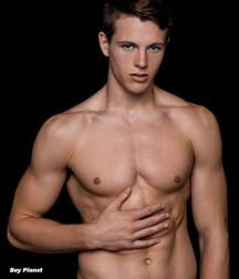 Bogosses et Minets Athletic Men Guys Porn 629c6ca47205c.jpg