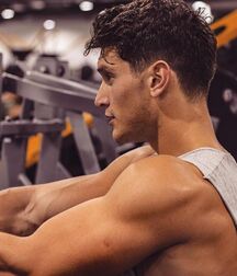 Modéles Hots Twink Tube Guys 62a3642144617.jpg