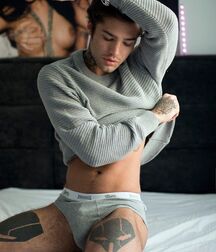 Models Hot Jock Guys Flex Gay Porn Shown 62a3aea72cb75.jpg