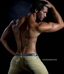 Models Hot Jock Guys Flex Gay Porn Shown 62a3af2fc3307.jpg