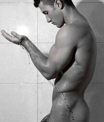 Models Hot Jock Guys Flex Gay Porn Shown 62a3af5581e0c.jpg