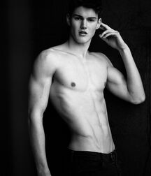 Built Models Hot Guys Bodies 62a3b068d4aef.jpg
