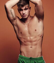 Built Models Hot Guys Bodies 62a3b07f250d7.jpg