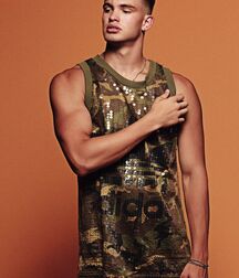 Built Models Hot Guys Bodies 62a3b0835be30.jpg