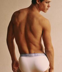 Built Models Hot Guys Bodies 62a3b0e6d0aeb.jpg