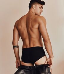 Built Models Hot Guys Bodies 62a3b145ab819.jpg