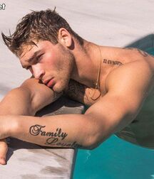 Models hot summer athletic guys sexy twink tube