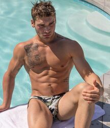Models hot summer athletic guys sexy twink tube 62a43d31e8295.jpg