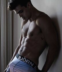 Models hot summer athletic guys sexy twink tube 62a43da5dc505.jpg