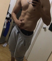 Cute boys 1 5de56ec21e4b6.jpg