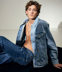 Boys and beauty 5dea174b4e030.jpg