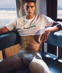 Belleza de juventud 5debb6e3cd4af.jpg