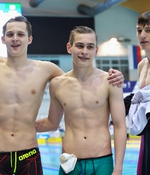 Die Schönheit der Jungs 5df3bb2644ac5.jpg