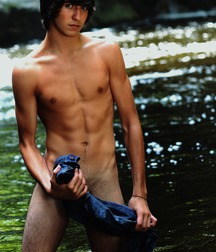 Beauty of boys 5df934200b10e.jpg