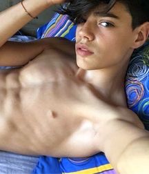 Beauty of boys 5df934315fefe.jpg
