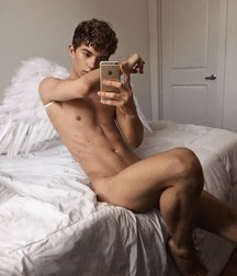 Belleza de muchachos 5dfa596872e9a.jpg