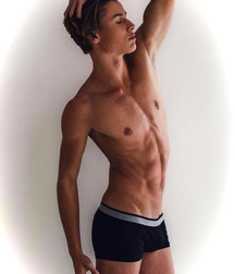 Beauty of boys 5dfd35b7093df.jpg