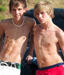 Boys, oh Boys 5dfe54d347cdf.jpg