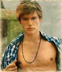 Boys, oh Boys 5dfe54d8e00af.jpg